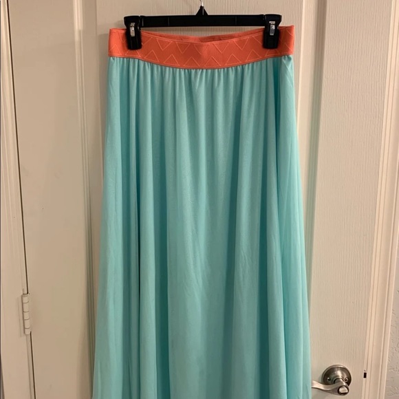 Medium Lucy Skirt - Picture 1 of 2